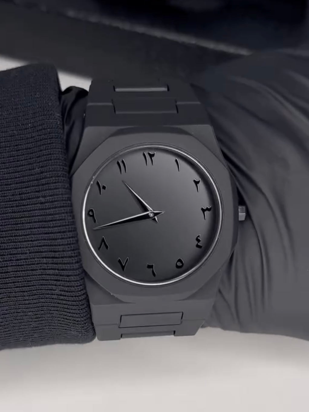 Full BLACK AURA Quartz Watch